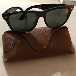 Ray ban sunglasses